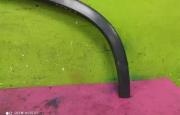 Расширитель арок задний левый для Volkswagen Tiguan 2011 года на фотографиях