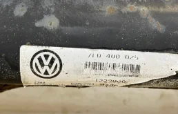 Подрамник двигателя для Volkswagen Touareg 2015 года на фотографиях