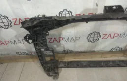 Панель радиатора (телевизор) для Porsche Panamera на фотографиях