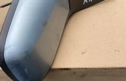 Стекла и зеркала для Volvo S40 2002 года на фотографиях