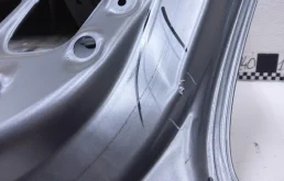 Крышка багажника для Suzuki SX4 2010 года на фотографиях