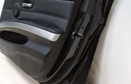 Дверь передняя правая для BMW 3er 2009 года на фотографиях