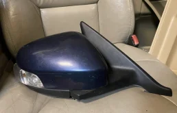 Стекла и зеркала для Volvo S40 2012 года на фотографиях