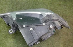 Фара правая для BMW X3 2015 года на фотографиях