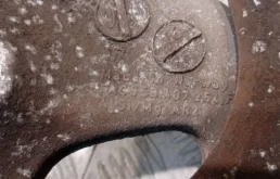 Кулак поворотный правый для Porsche Macan на фотографиях