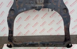 Подрамник двигателя для Nissan Teana 2013 года на фотографиях