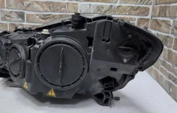 Фары для Mercedes-Benz S class 2005 года на фотографиях