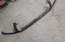 Бампер для Toyota RAV4 2002 года на фотографиях