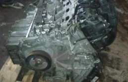 Двигатель без навесного для Ford Explorer 2012 года на фотографиях