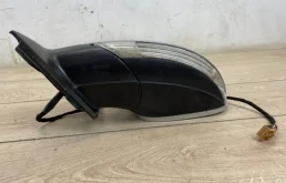 Стекла и зеркала для Volkswagen Touareg 2003 года на фотографиях