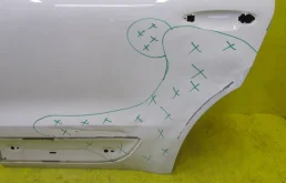 Дверь задняя левая для Porsche Macan 2023 года на фотографиях