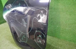 Дверь задняя правая для Toyota RAV4 2006 года на фотографиях