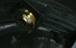 Бампер для Volkswagen Polo 2008 года на фотографиях