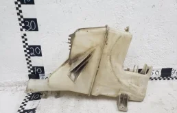 Бачок омывателя для Hyundai Creta 2017 года на фотографиях