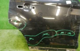 Дверь задняя правая для Ford Kuga 2012 года на фотографиях