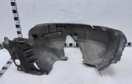 Подкрылок передний правый для Mercedes-Benz S class 2014 года на фотографиях