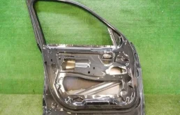 Дверь передняя левая для BMW X3 2012 года на фотографиях