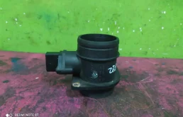 Датчик массового расхода воздуха для Volkswagen Passat 2001 года на фотографиях