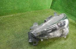 Фара левая для Mazda CX 5 2022 года на фотографиях