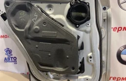 Дверь задняя левая для BMW X3 2008 года на фотографиях