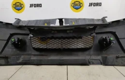 Бампер передний для Suzuki Grand Vitara 2015 года на фотографиях