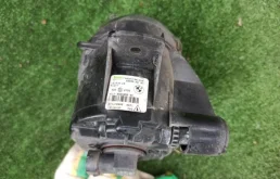 Противотуманка (ПТФ) передняя правая для BMW X3 2010 года на фотографиях