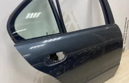 Дверь передняя правая для BMW 5er 2000 года на фотографиях