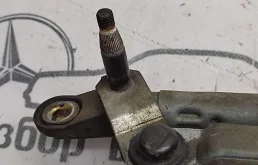 Трапеция стеклоочистителей для Mercedes-Benz M class 2002 года на фотографиях