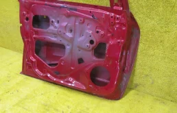 Дверь передняя левая для Toyota RAV4 2010 года на фотографиях