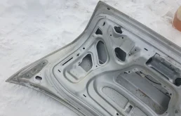 Крышка багажника для Audi A4 2002 года на фотографиях