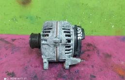 Генератор для Skoda Octavia 2004 года на фотографиях