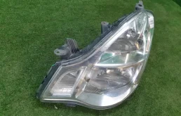Фара левая для Nissan Almera 2016 года на фотографиях