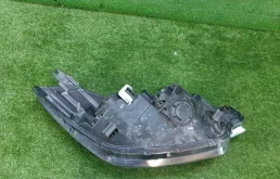 Фара ксенон левая для Kia Cerato 2016 года на фотографиях