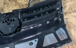 Решетка радиатора для Volkswagen Jetta 2008 года на фотографиях