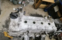 Двигатель без навесного для Mazda Familia 2007 года на фотографиях