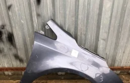 Крыло правое для Toyota Avensis 2018 года на фотографиях