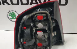 Фары для Skoda Octavia 2012 года на фотографиях