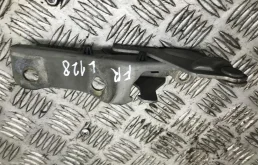 Крепление петли капота для Hyundai Tucson на фотографиях