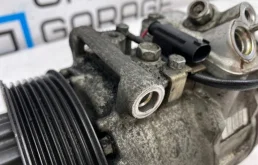 Компрессор кондиционера для Mercedes-Benz C class 2002 года на фотографиях