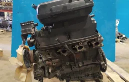 Двигатель без навесного для Ford Explorer 2003 года на фотографиях