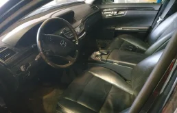 Капот для Mercedes-Benz S class 2008 года на фотографиях