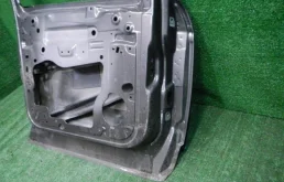 Дверь передняя левая для Ford Kuga 2016 года на фотографиях