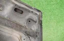 Капот для Renault Logan 2006 года на фотографиях