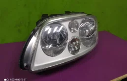 Фары для Volkswagen Caddy 2005 года на фотографиях