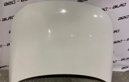 Капот для Volkswagen Passat 2007 года на фотографиях