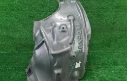 Подкрылок передний правый для BMW 3er 2014 года на фотографиях