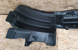 Подкрылок передний левый для Toyota Land Cruiser 2015 года на фотографиях