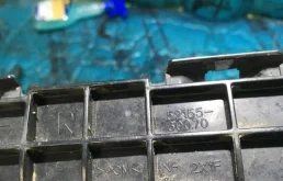 Направляющая бампера задняя правая для Toyota Land Cruiser на фотографиях