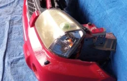 Бампер передний для Nissan X-Trail 2000 года на фотографиях