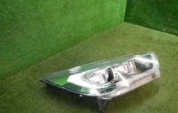 Фара левая для Ford Kuga 2018 года на фотографиях